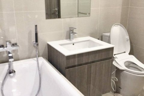 Кондоминиум с 1 спальней в Бангне, Бангкок, Таиланд № 104402 - фото 8