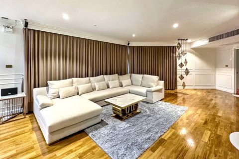 Condo à Bangkok, Thaïlande, 4 chambres  № 132921 - photo 1