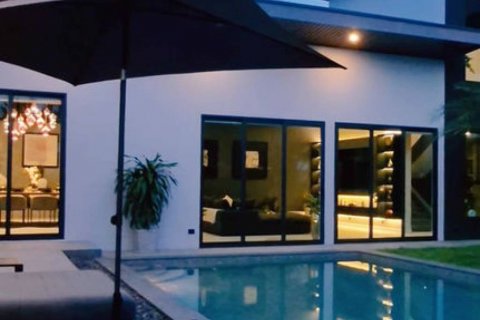 Вилла в Паттайе, Таиланд с 5 спальнями № 132925 - фото 10