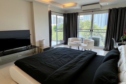Apartment in Pattaya, Thailand 2 bedrooms № 123360 - photo 24