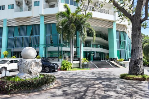 Apartment in Pattaya, Thailand 383 bedrooms № 123364 - photo 12