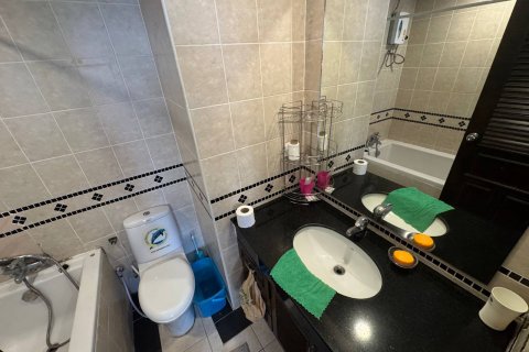 Apartment in Pattaya, Thailand 384 bedrooms № 123365 - photo 8