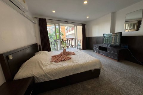 Apartment in Pattaya, Thailand 384 bedrooms № 123365 - photo 5