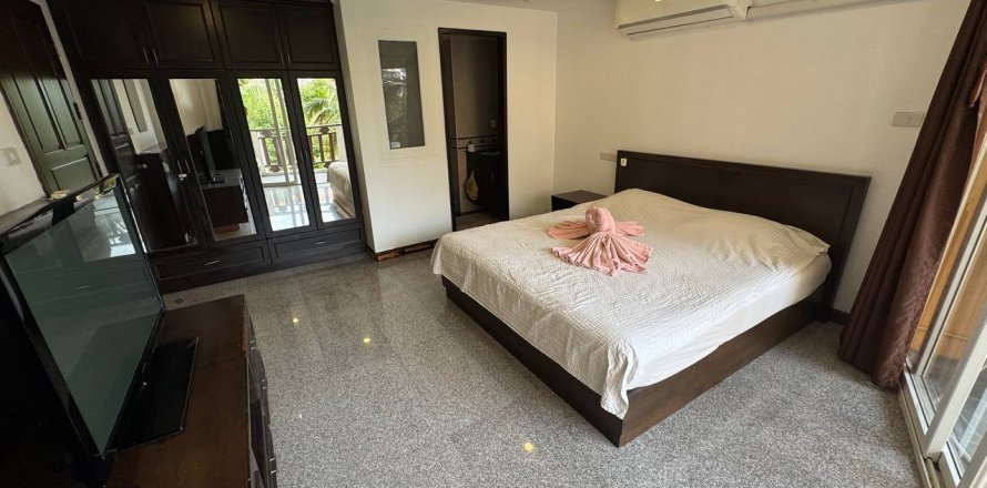 Квартира в Паттайе, Таиланд с 3 комнатами  № 123365