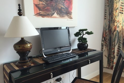 Кондоминиум с 3 спальнями в Бангкоке, Таиланд № 143842 - фото 5