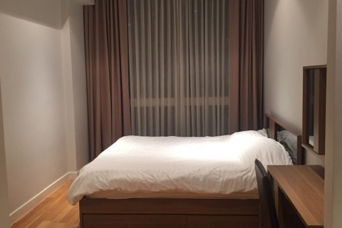 Condo in Bangkok, Thailand, 2 bedrooms  № 143841 - photo 4