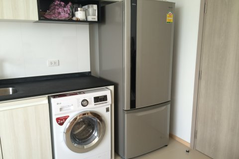 Condo in Bangkok, Thailand, 1 bedroom  № 143843 - photo 7