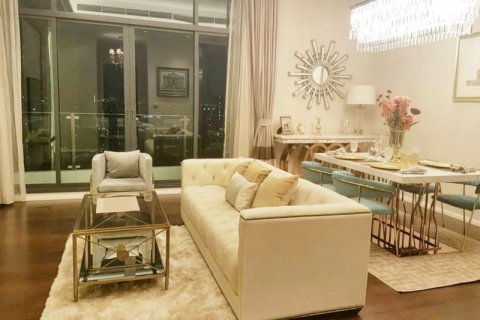 Condo in Watthana, Bangkok, Thailand, 3 bedrooms  № 123861 - photo 20