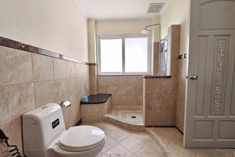 Дом в Паттайе, Таиланд с 5 спальнями  № 130358 - фото 30