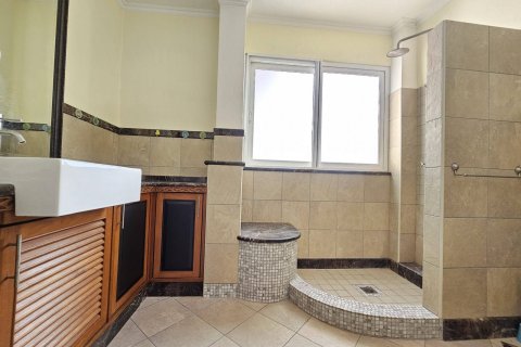 Дом в Паттайе, Таиланд с 5 спальнями  № 130358 - фото 20