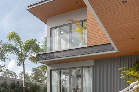 Villa in Phuket, Thailand 3 bedrooms № 107315 - photo 20