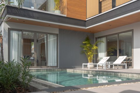 Villa in Phuket, Thailand 3 bedrooms № 107315 - photo 26