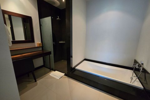 Villa on Nai Harn Beach, Thailand 2 bedrooms № 74460 - photo 18