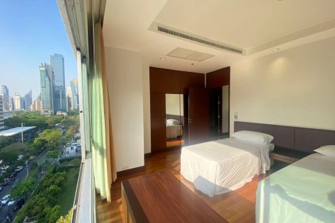 Кондоминиум с 4 спальнями в Патхум Ване, Бангкок, Таиланд № 123878 - фото 16