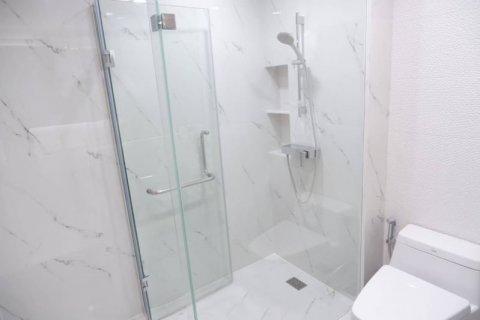 Кондоминиум с 3 спальнями в Ваттхане, Бангкок, Таиланд № 123879 - фото 17