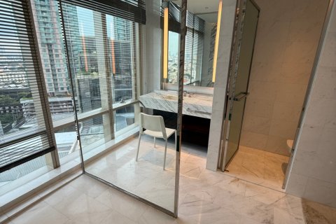 Condo in Sathon, Bangkok, Thailand, 3 bedrooms  № 123875 - photo 3