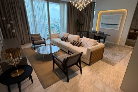 Condo in Sathon, Bangkok, Thailand, 3 bedrooms  № 123875 - photo 1