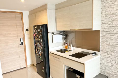 Кондоминиум с 1 спальней в Ваттхане, Бангкок, Таиланд № 123880 - фото 12