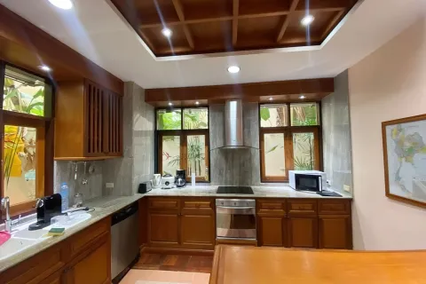 Дом в Паттайе, Таиланд с 4 комнатами  № 80511 - фото 4