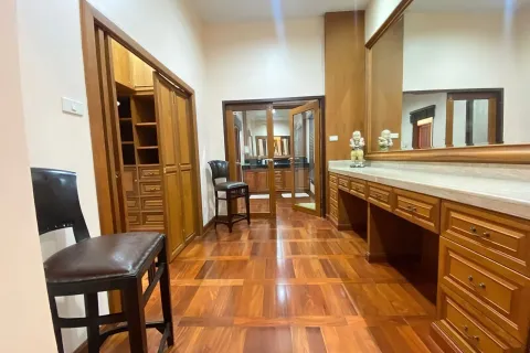 Дом в Паттайе, Таиланд с 4 комнатами  № 80511 - фото 6