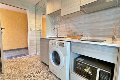 Condo in Hua Hin, Thailand, 4 bedrooms  № 125243 - photo 9