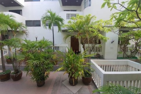 Кондоминиум с 5 спальнями в Сатхоне, Бангкок, Таиланд № 123629 - фото 8