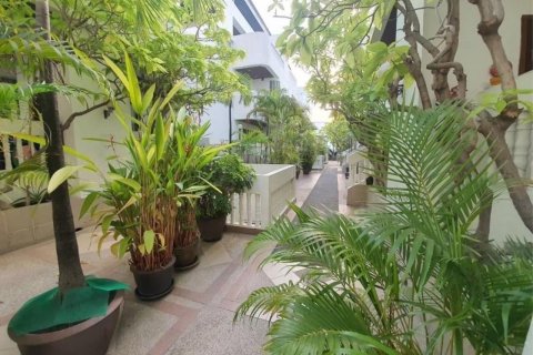 Кондоминиум с 5 спальнями в Сатхоне, Бангкок, Таиланд № 123629 - фото 7