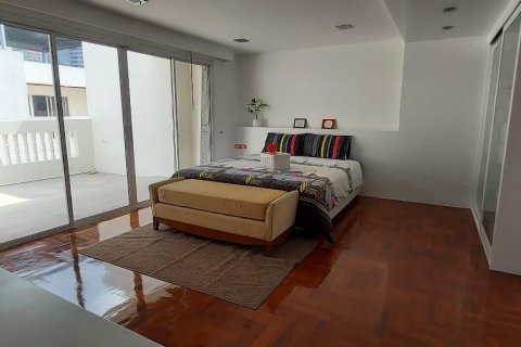 Кондоминиум с 5 спальнями в Сатхоне, Бангкок, Таиланд № 123629 - фото 23