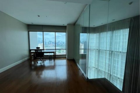 Кондоминиум с 3 спальнями в Клонг Тоэй, Бангкок, Таиланд № 123633 - фото 16