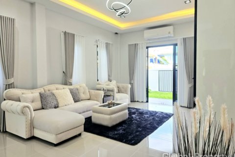 Дом в Паттайе, Таиланд с 3 спальнями  № 132288 - фото 5