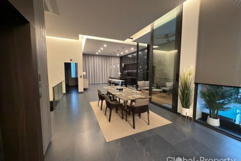 House in Pattaya, Thailand 7 bedrooms № 132287 - photo 10