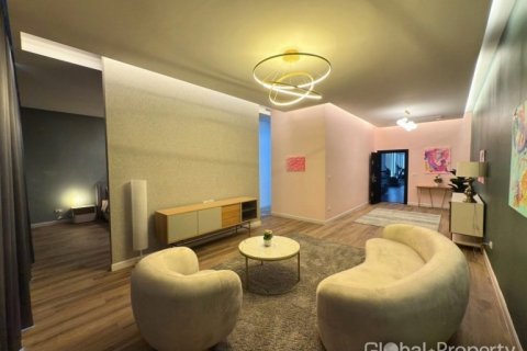 House in Pattaya, Thailand 7 bedrooms № 132287 - photo 30