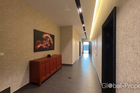 House in Pattaya, Thailand 7 bedrooms № 132287 - photo 26