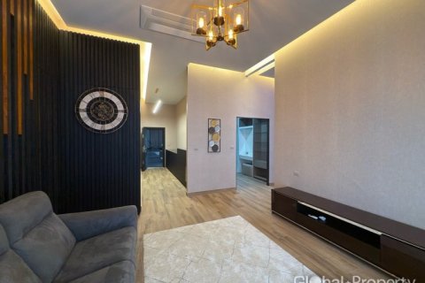 House in Pattaya, Thailand 7 bedrooms № 132287 - photo 19