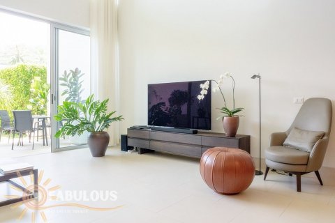 Кондоминиум с 2 спальнями в Паклоке, Таиланд № 124297 - фото 16