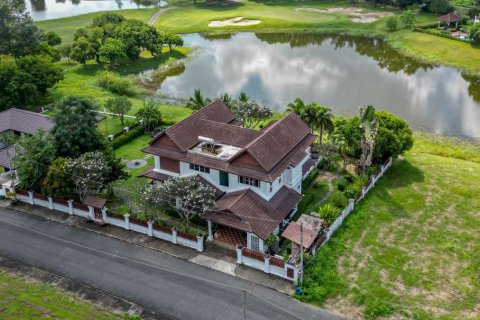 Villa in Chiang Mai, Thailand 4 bedrooms № 121477 - photo 16