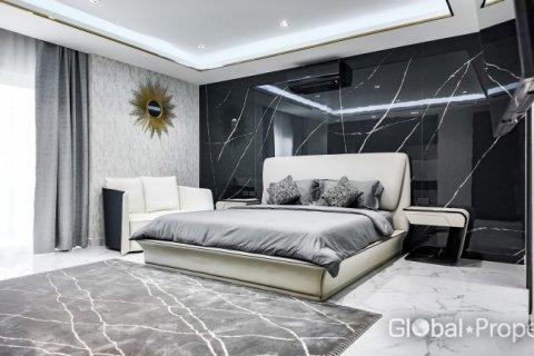 Дом в Паттайе, Таиланд с 4 спальнями  № 144490 - фото 17