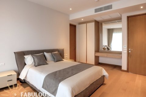 Villa in Phuket, Thailand 4 bedrooms № 124375 - photo 13