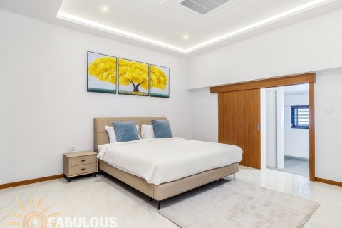 Villa à Phuket, Thaïlande 6 chambres № 124369 - photo 25