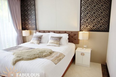 Condo à Surin, Thaïlande, 1 chambre  № 124372 - photo 13