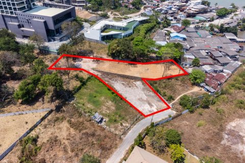 Land in Pattaya, Thailand 1692 sq.m. № 120539 - photo 4
