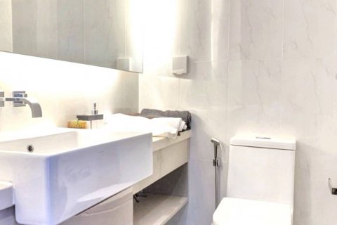 Duplex in Din Daeng, Bangkok, Thailand 3 bedrooms № 120504 - photo 10