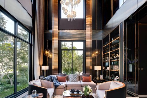 House in Bang Kaeo, Thailand 5 bedrooms № 120500 - photo 2