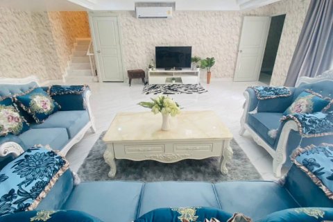 Duplex à Bangkok, Thaïlande 4 chambres № 86712 - photo 1