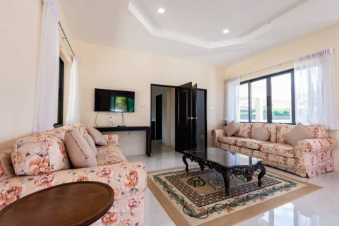 Вилла в Хуа Хине, Таиланд с 3 спальнями  № 104791 - фото 5