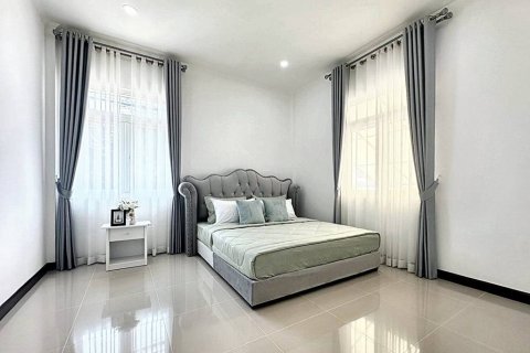 House in Pattaya, Thailand 3 bedrooms № 86208 - photo 9