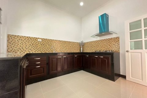House in Pattaya, Thailand 3 bedrooms № 86208 - photo 7
