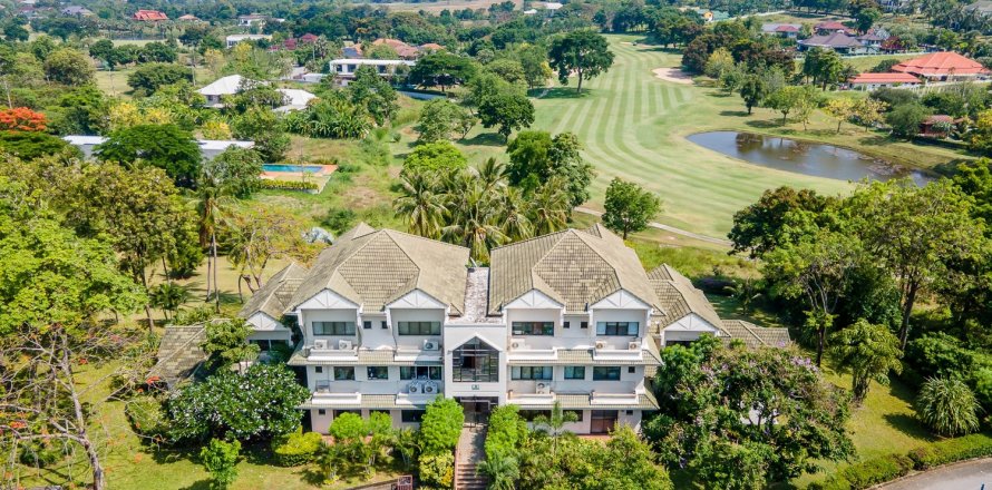 Кондоминиум с 3 спальнями в Хуа Хине, Таиланд № 125338