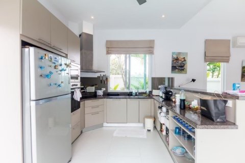 Дом в Хуа Хине, Таиланд с 3 спальнями  № 125343 - фото 6