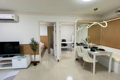 Кондоминиум с 1 спальней в Бангкоке, Таиланд № 132512 - фото 6